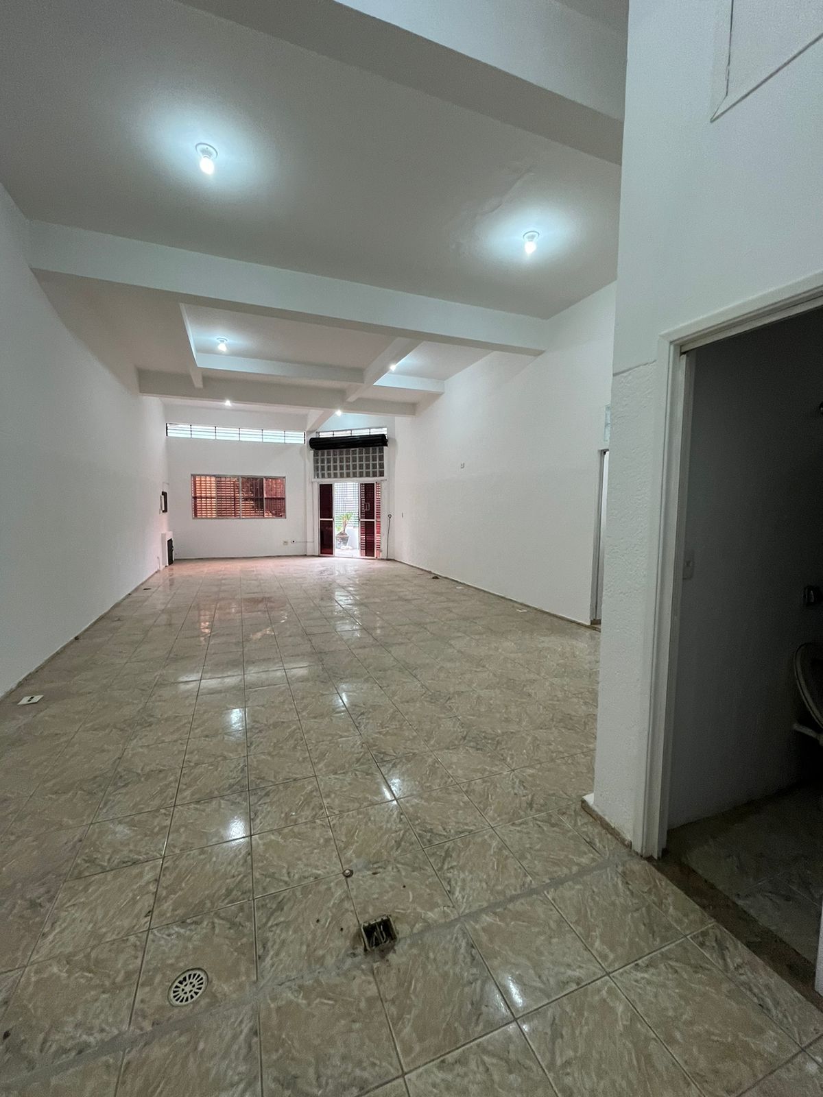 Loja-Salão para alugar, 115m² - Foto 9