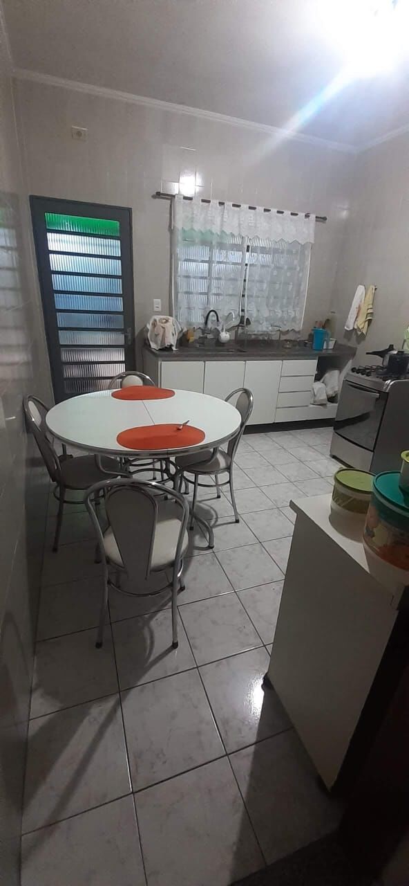 Sobrado à venda com 2 quartos, 80m² - Foto 25