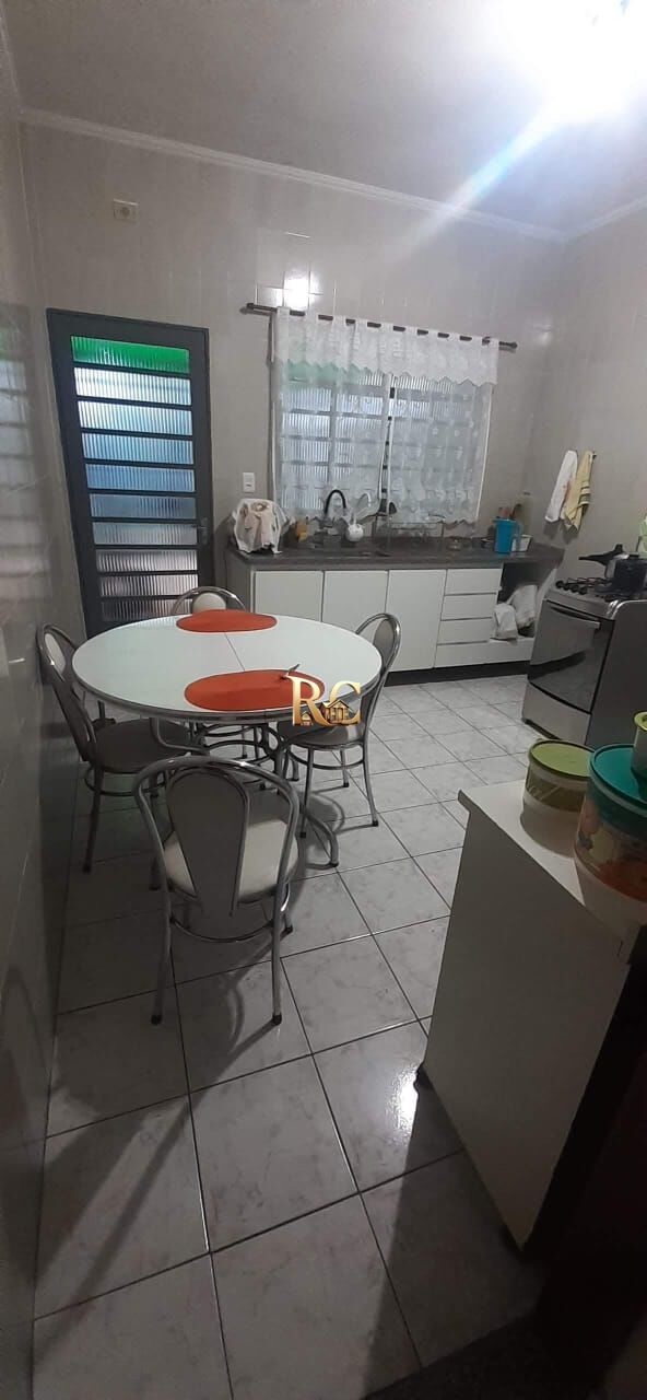 Sobrado à venda com 2 quartos, 85m² - Foto 24