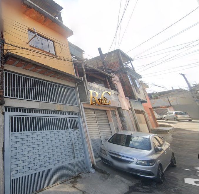 Sobrado à venda com 6 quartos, 150m² - Foto 1