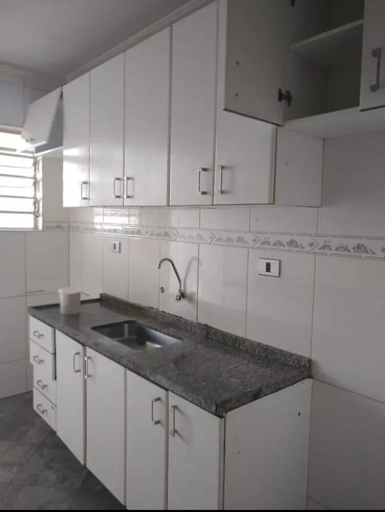 Apartamento à venda com 2 quartos, 64m² - Foto 3