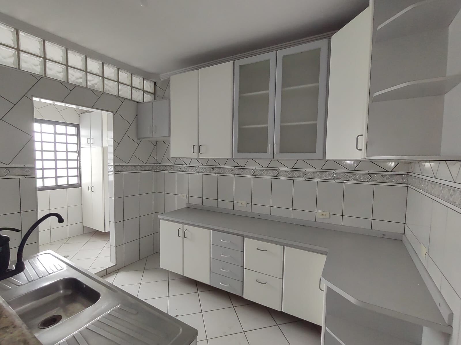 Loja-Salão para alugar com 1 quarto, 378m² - Foto 11