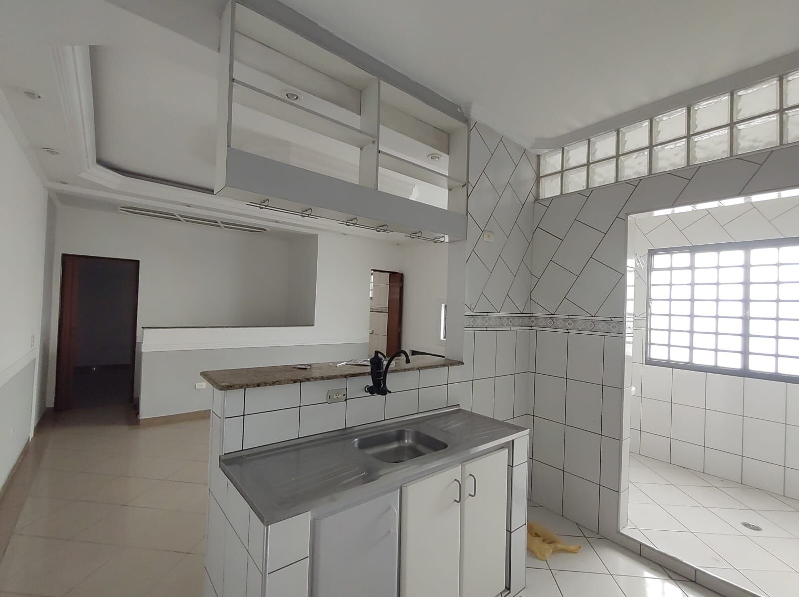 Loja-Salão para alugar com 1 quarto, 378m² - Foto 10