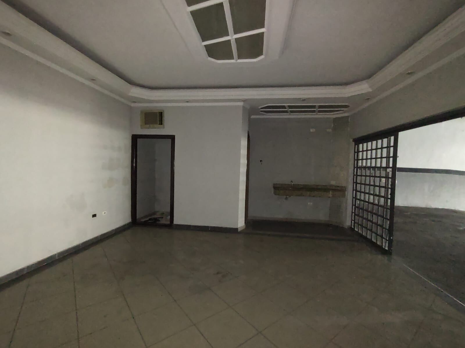 Loja-Salão para alugar com 1 quarto, 378m² - Foto 4