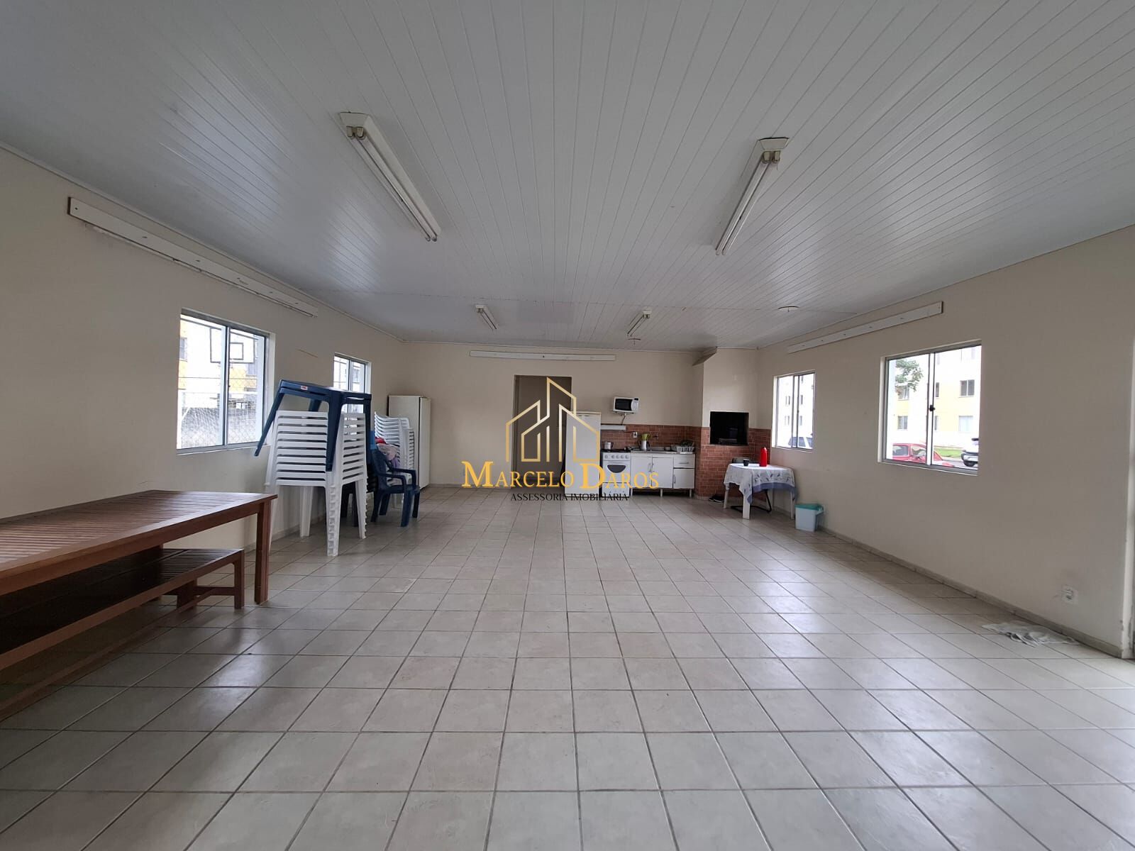 Apartamento à venda com 2 quartos, 47m² - Foto 3