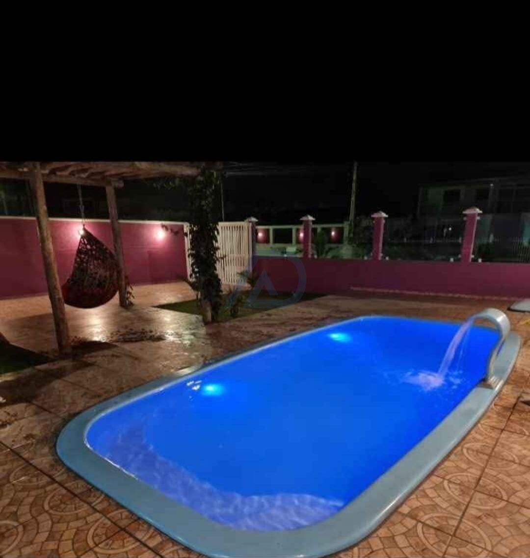 Casa à venda com 4 quartos, 200m² - Foto 3