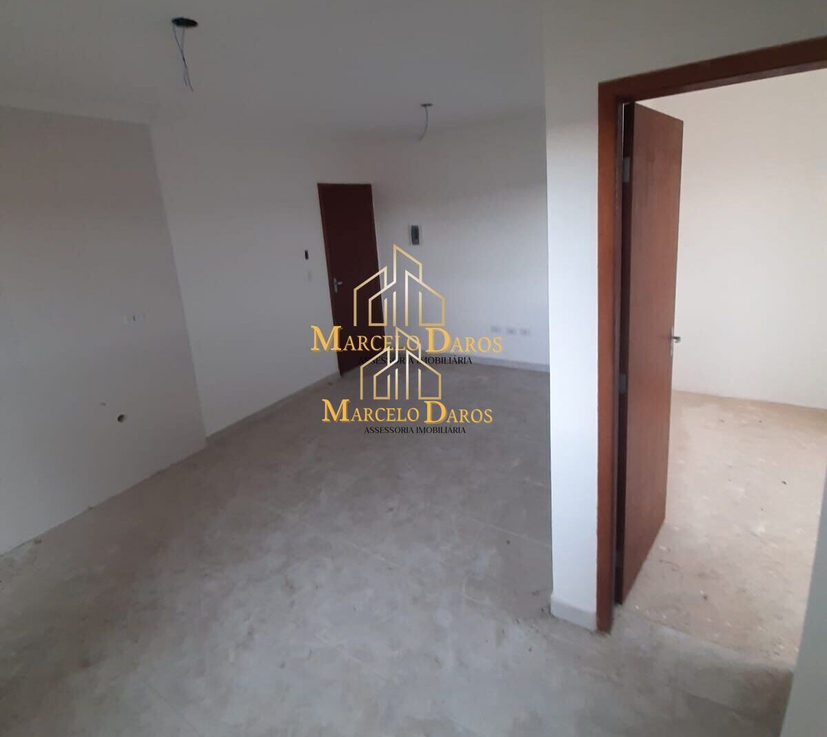 Apartamento à venda com 2 quartos, 40m² - Foto 1