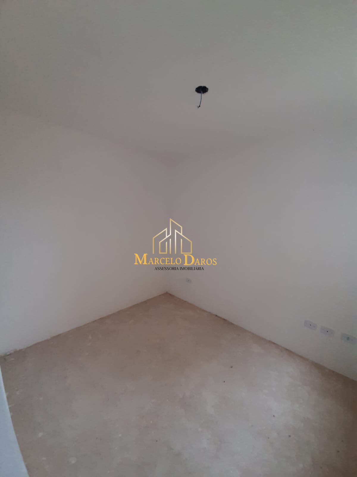 Apartamento à venda com 2 quartos, 40m² - Foto 11