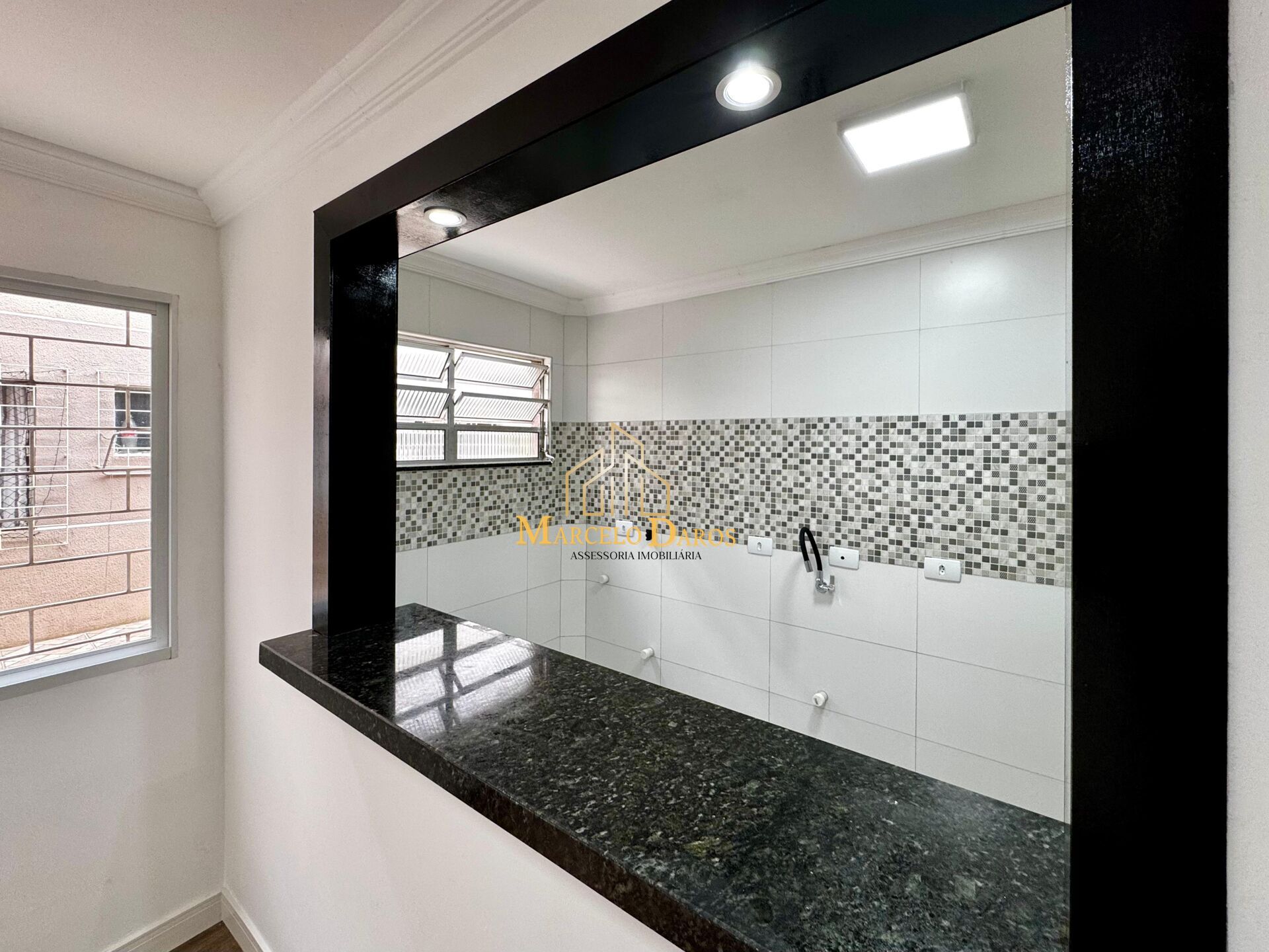 Apartamento à venda com 2 quartos, 45m² - Foto 4