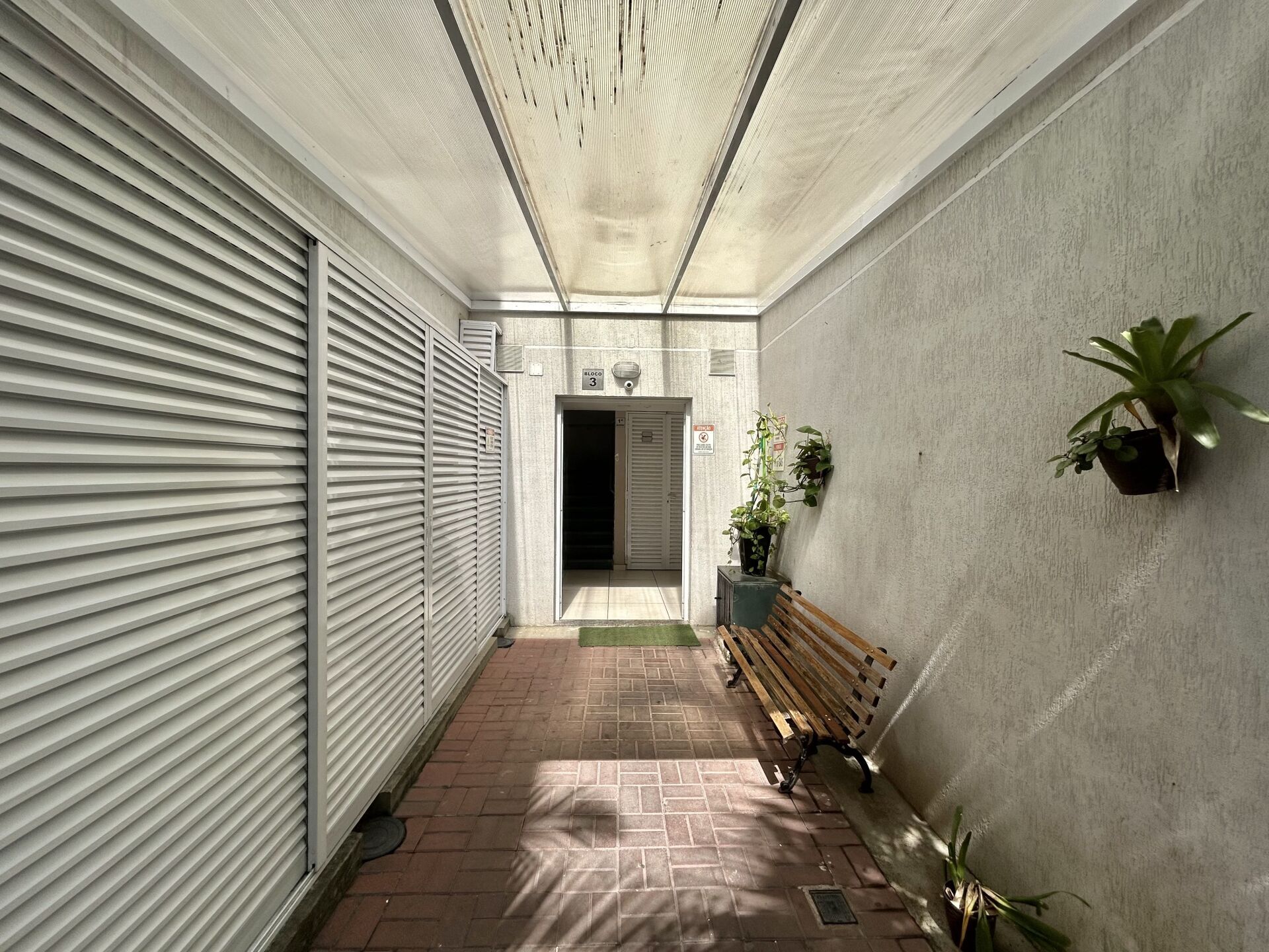Apartamento à venda com 2 quartos, 56m² - Foto 22