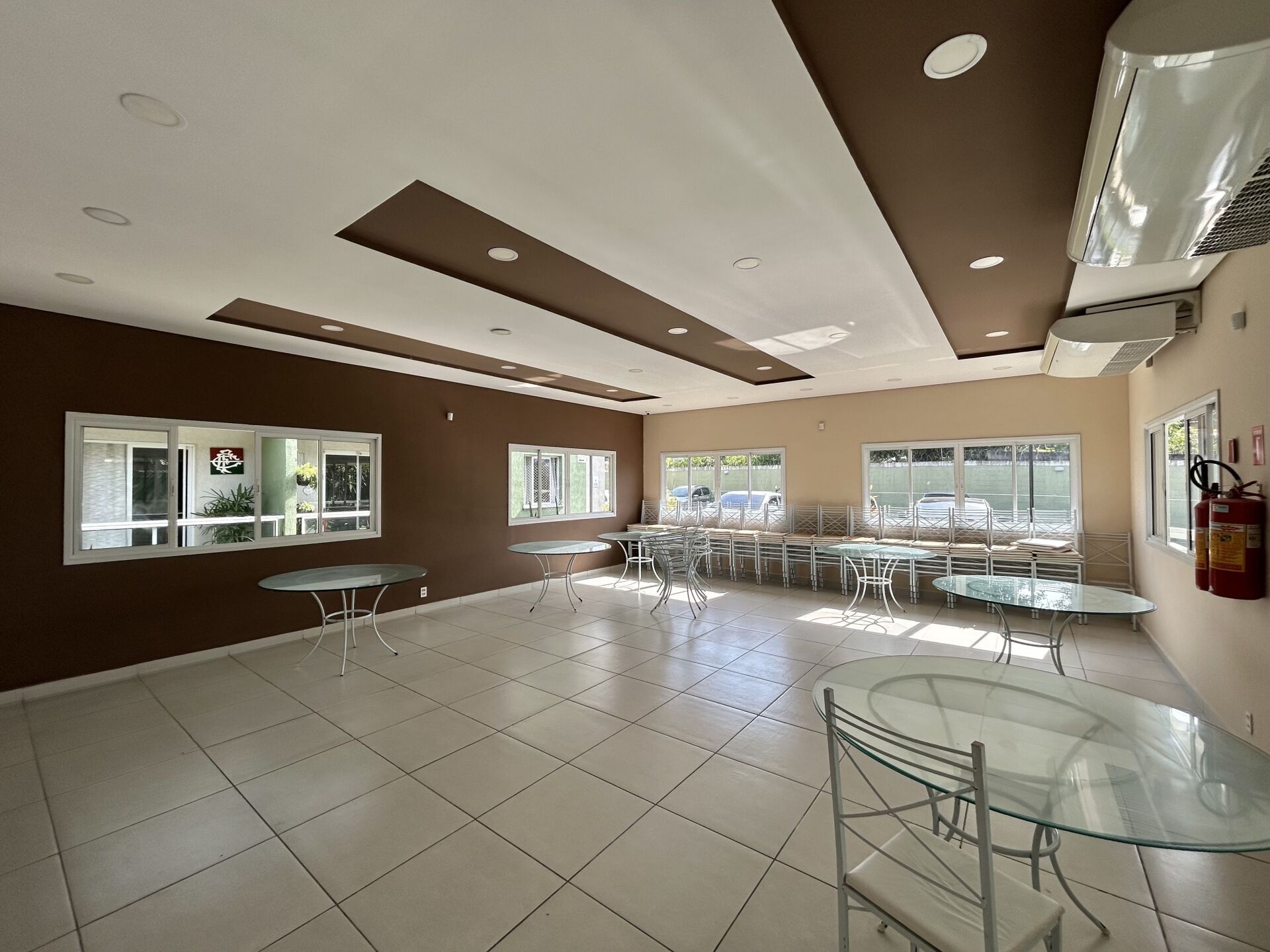 Apartamento à venda com 2 quartos, 56m² - Foto 16