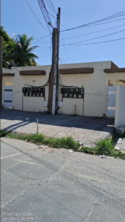 Casa à venda com 1 quarto, 26m² - Foto 1