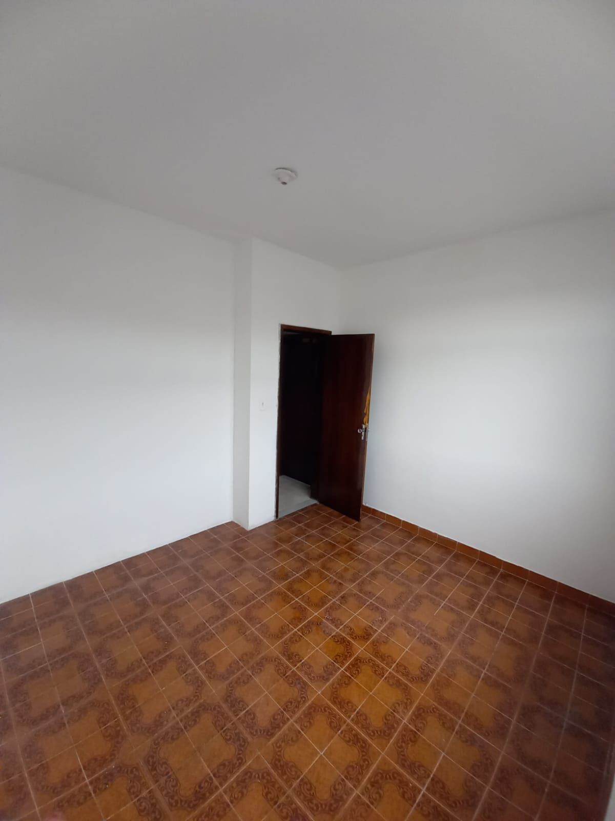 Apartamento à venda com 2 quartos, 59m² - Foto 4