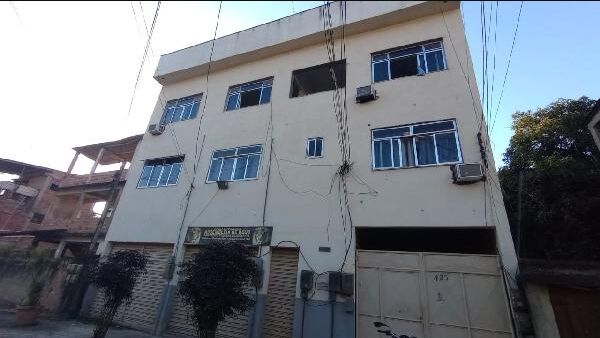 Apartamento à venda com 3 quartos, 83m² - Foto 1