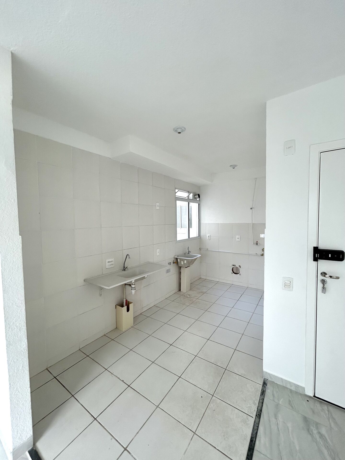 Apartamento à venda com 2 quartos, 47m² - Foto 3