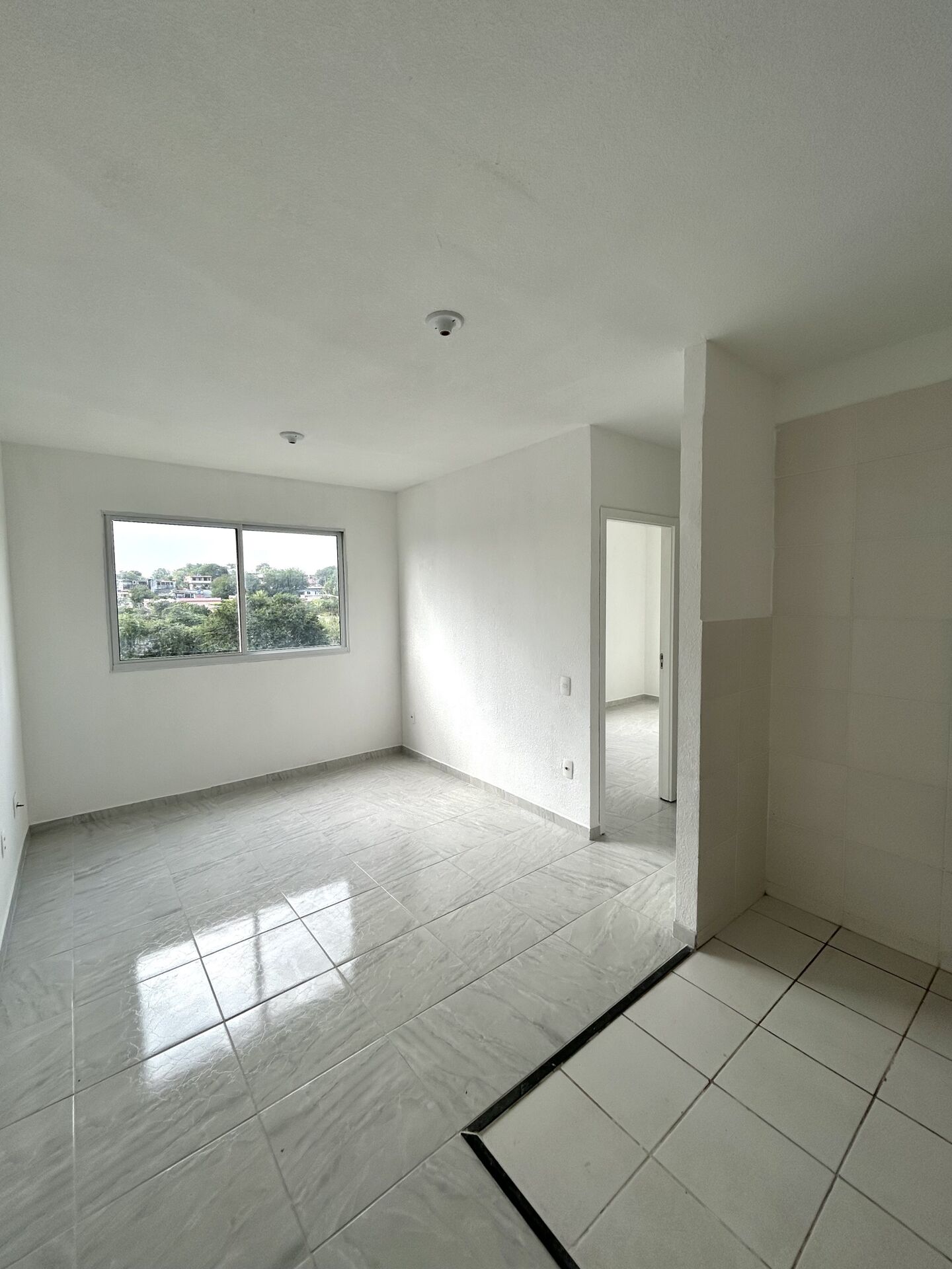 Apartamento à venda com 2 quartos, 47m² - Foto 1