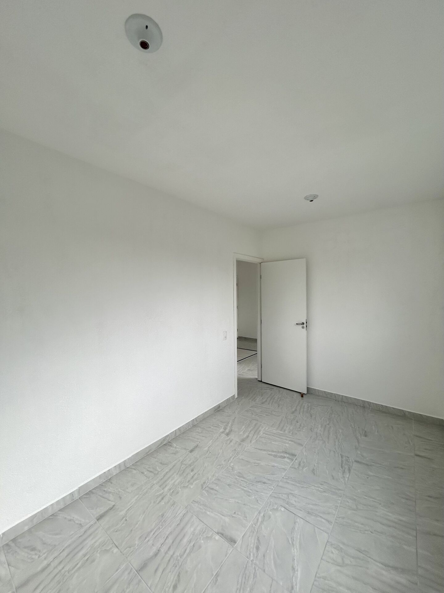 Apartamento à venda com 2 quartos, 47m² - Foto 9