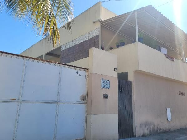 Casa à venda com 1 quarto, 28m² - Foto 1