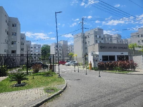 Apartamento à venda com 2 quartos, 43m² - Foto 1