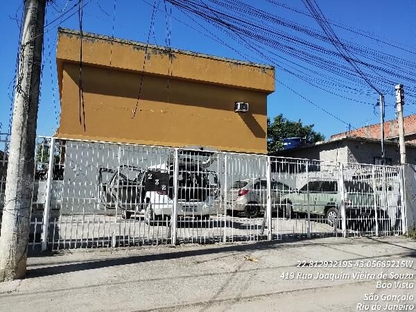 Casa à venda com 2 quartos, 63m² - Foto 1