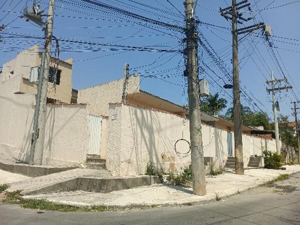 Casa à venda com 1 quarto, 34m² - Foto 1