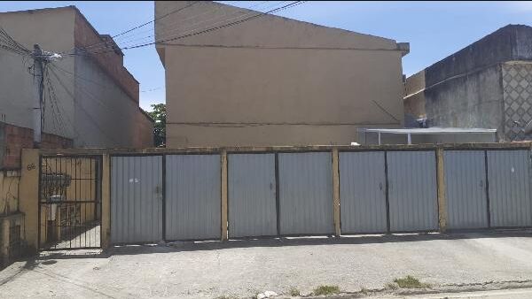 Casa à venda com 2 quartos, 50m² - Foto 1