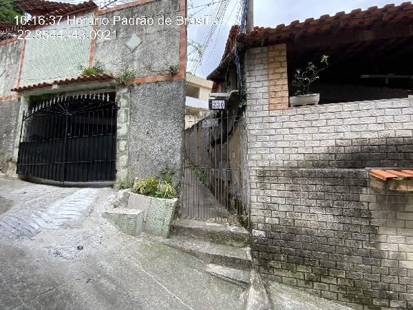 Casa à venda com 1 quarto, 91m² - Foto 1