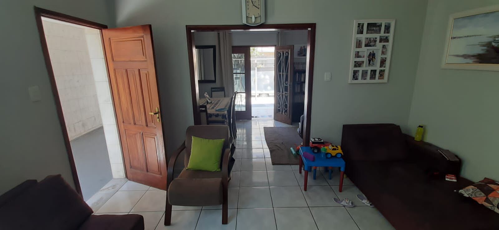 Casa à venda com 3 quartos, 230m² - Foto 8