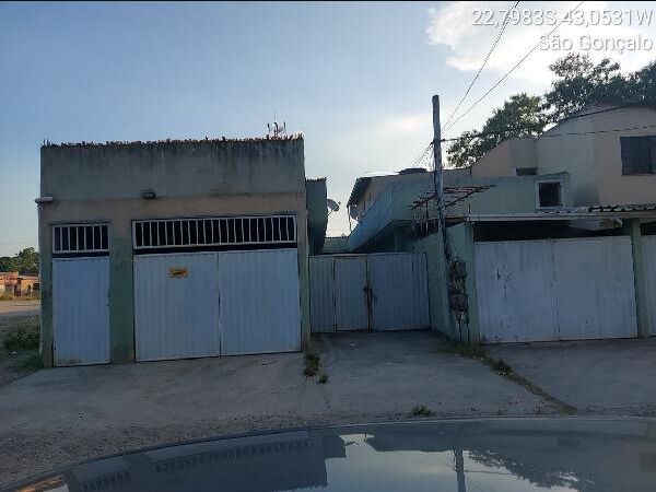 Casa à venda com 1 quarto, 28m² - Foto 1