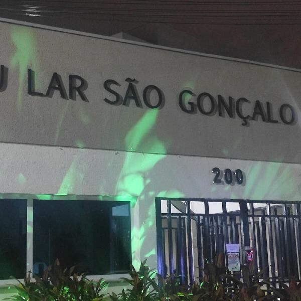Apartamento à venda com 2 quartos, 43m² - Foto 1