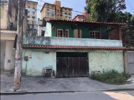 Casa à venda com 2 quartos, 53m² - Foto 1