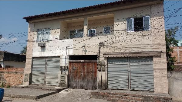 Casa à venda com 2 quartos, 68m² - Foto 1