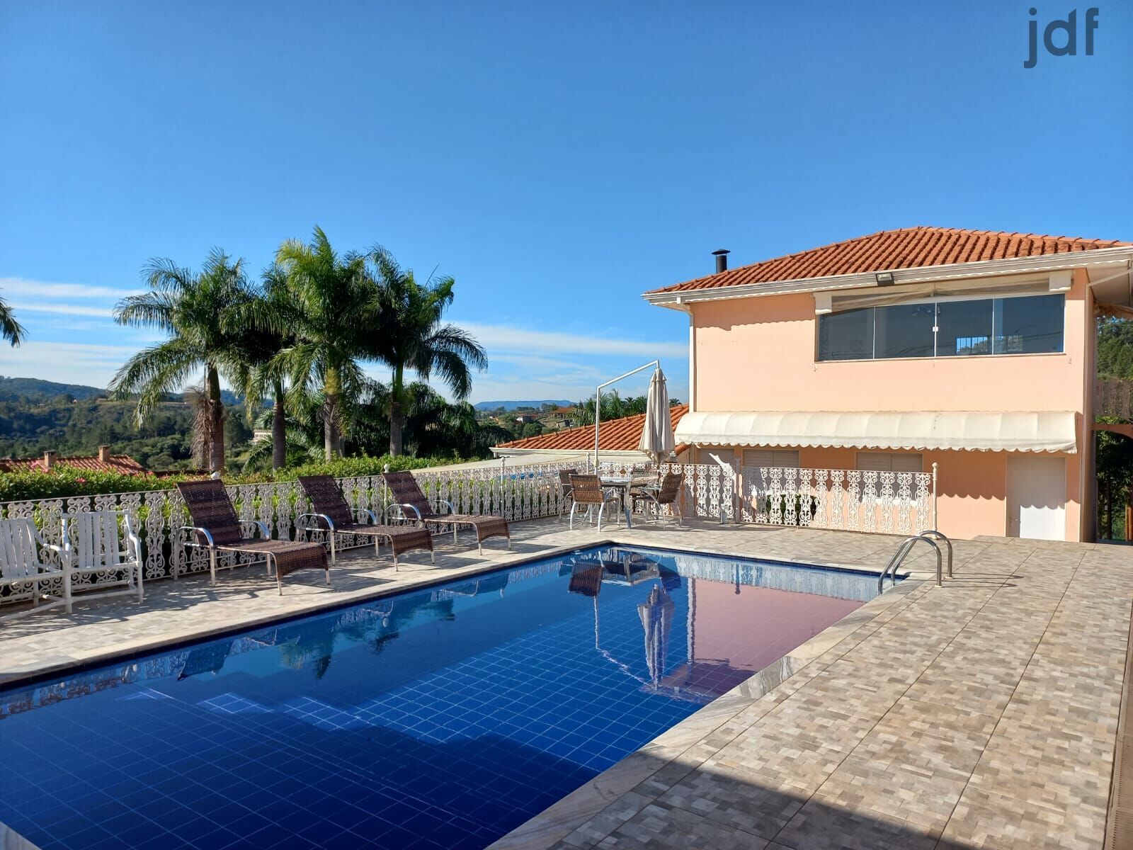 Chácara em Porta do Sol, Mairinque - Chácara semi nova com terreno plano E LINDO JARDIM - Foto 3
