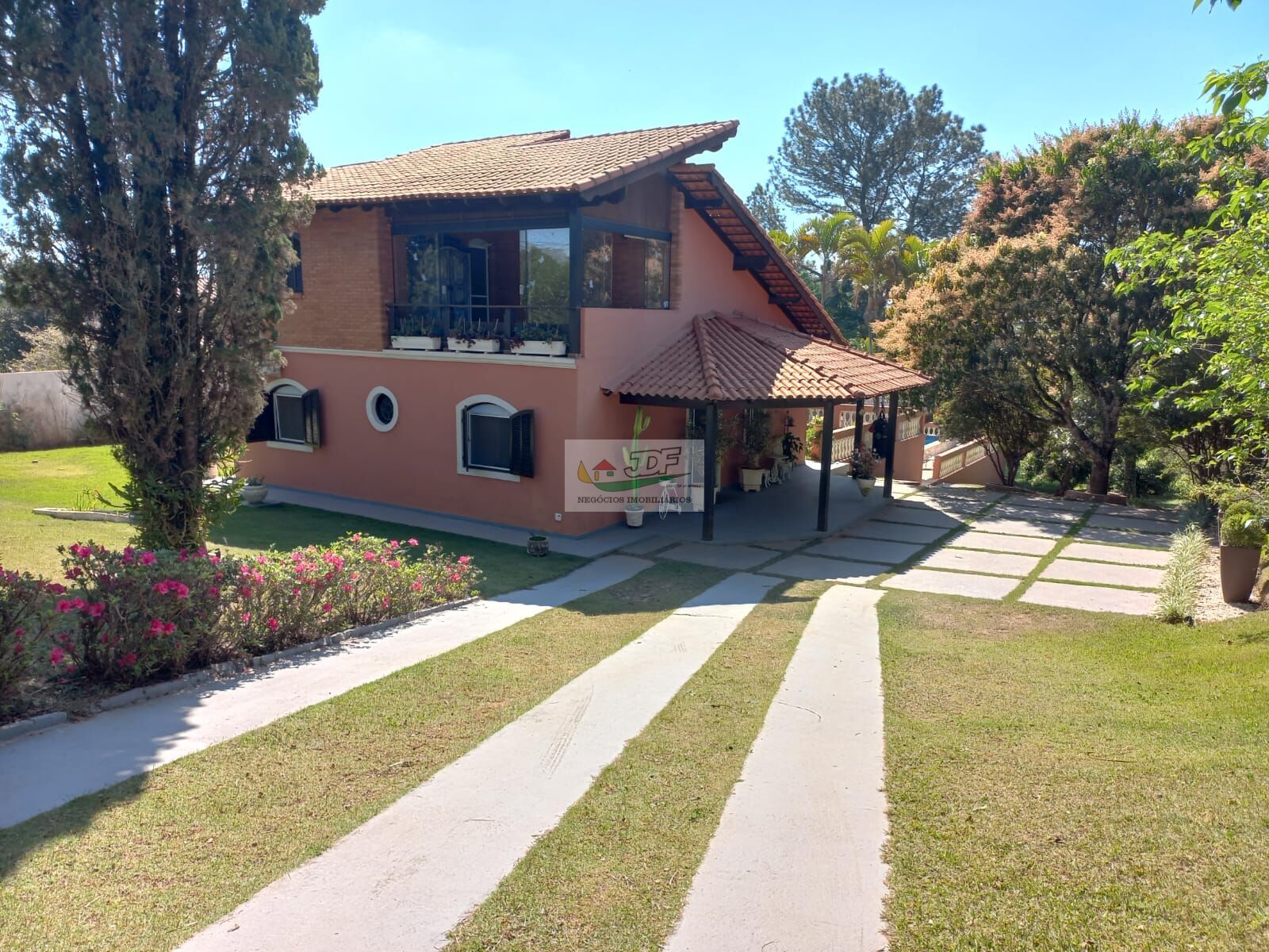 Chcara em Porta do Sol, Mairinque/SP Terreno privilegiado em topografia e muito paisagismo pronto