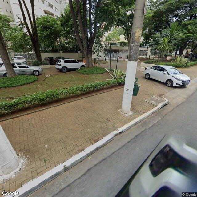 Imagem estática do "Street View" da localização