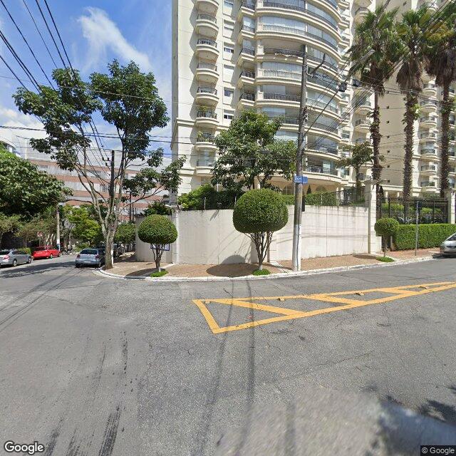 Imagem estática do "Street View" da localização