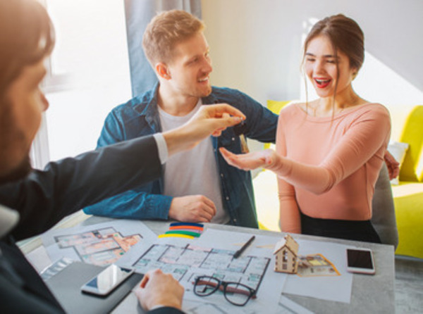 Pesquisa mostra que emoções das mulheres são decisivas na compra de imóveis