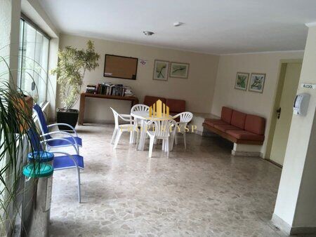 Apartamento à venda com 1 quarto, 37m² - Foto 18