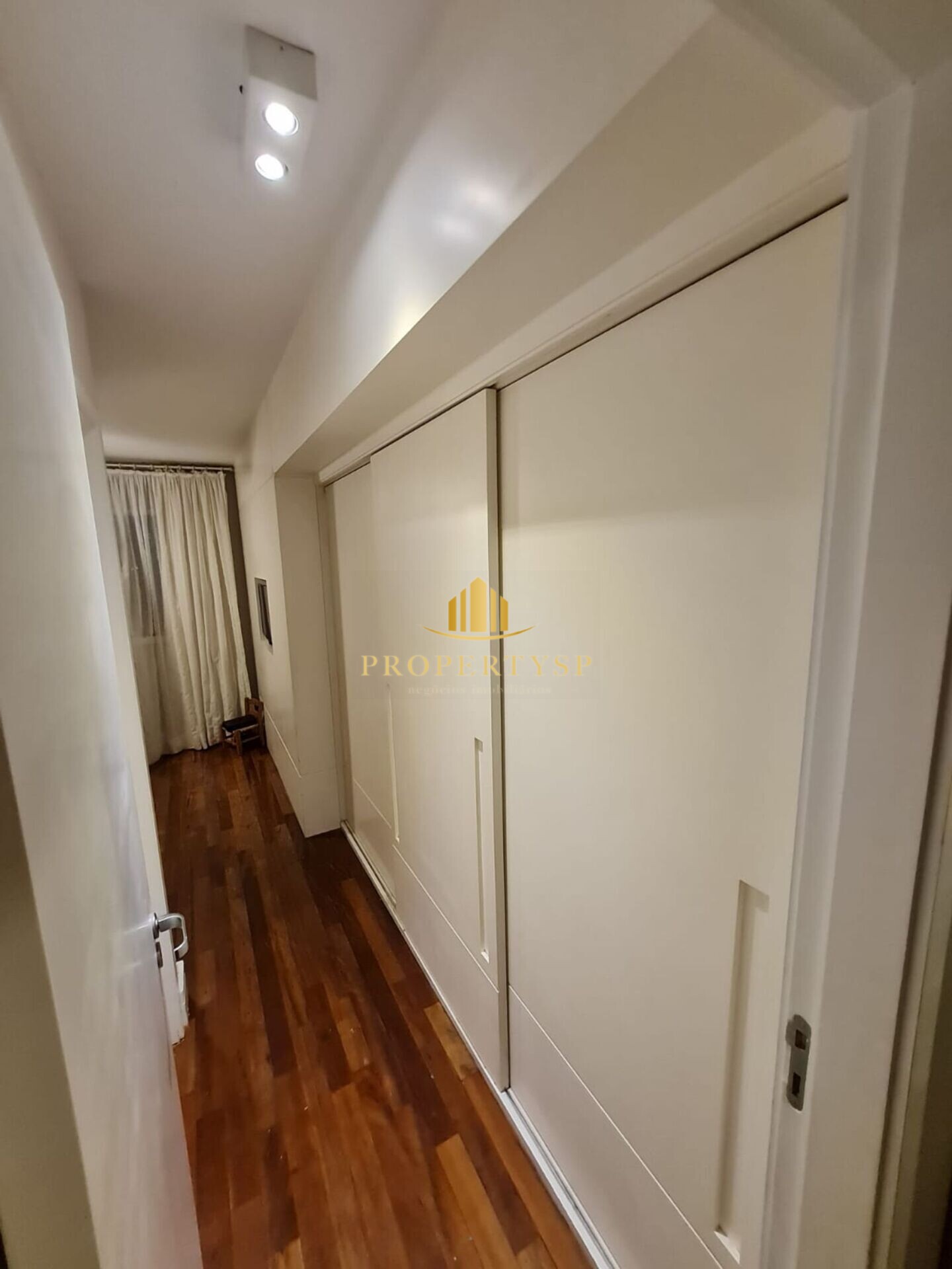 Apartamento à venda com 3 quartos, 87m² - Foto 17