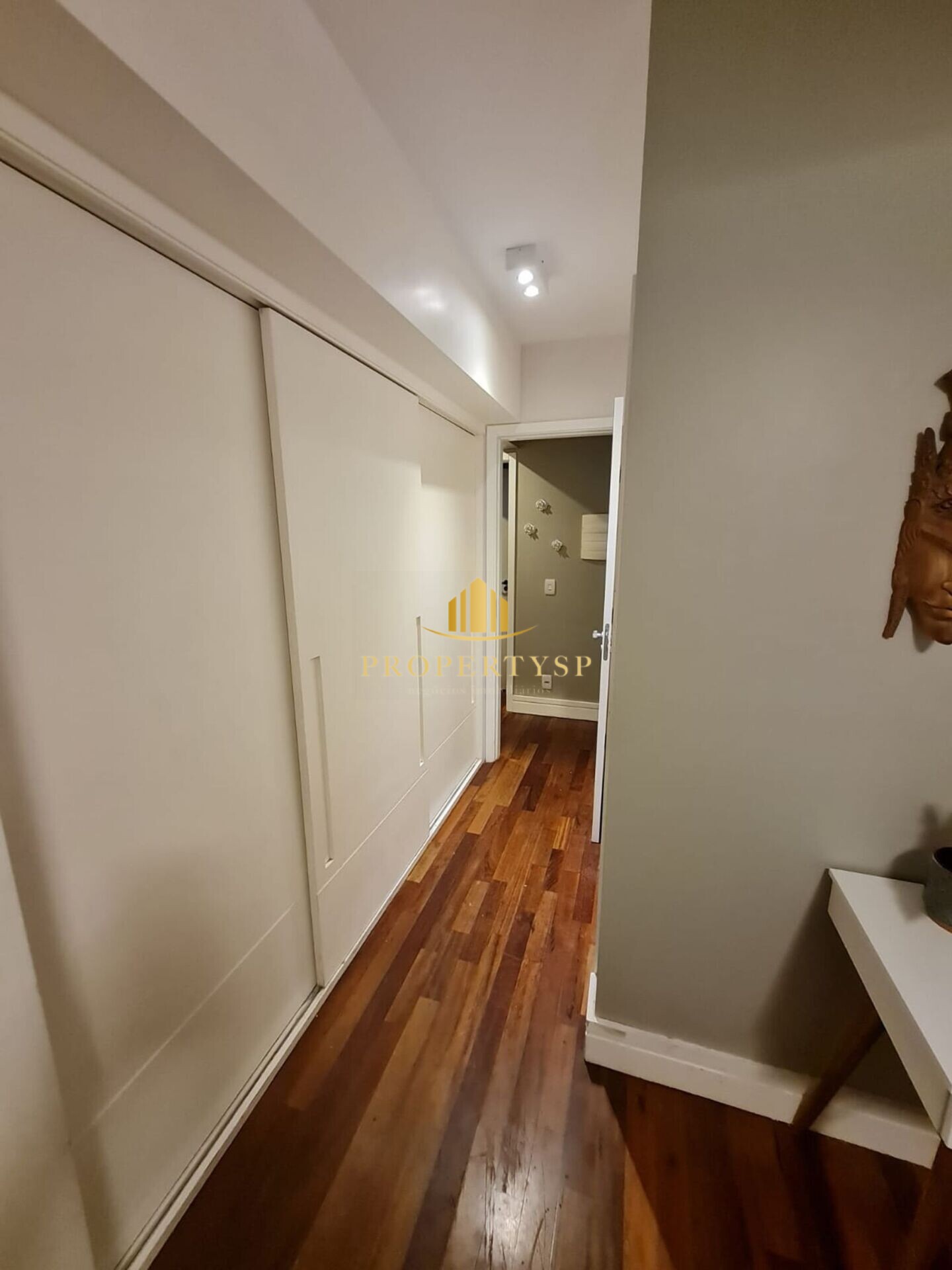 Apartamento à venda com 3 quartos, 87m² - Foto 18