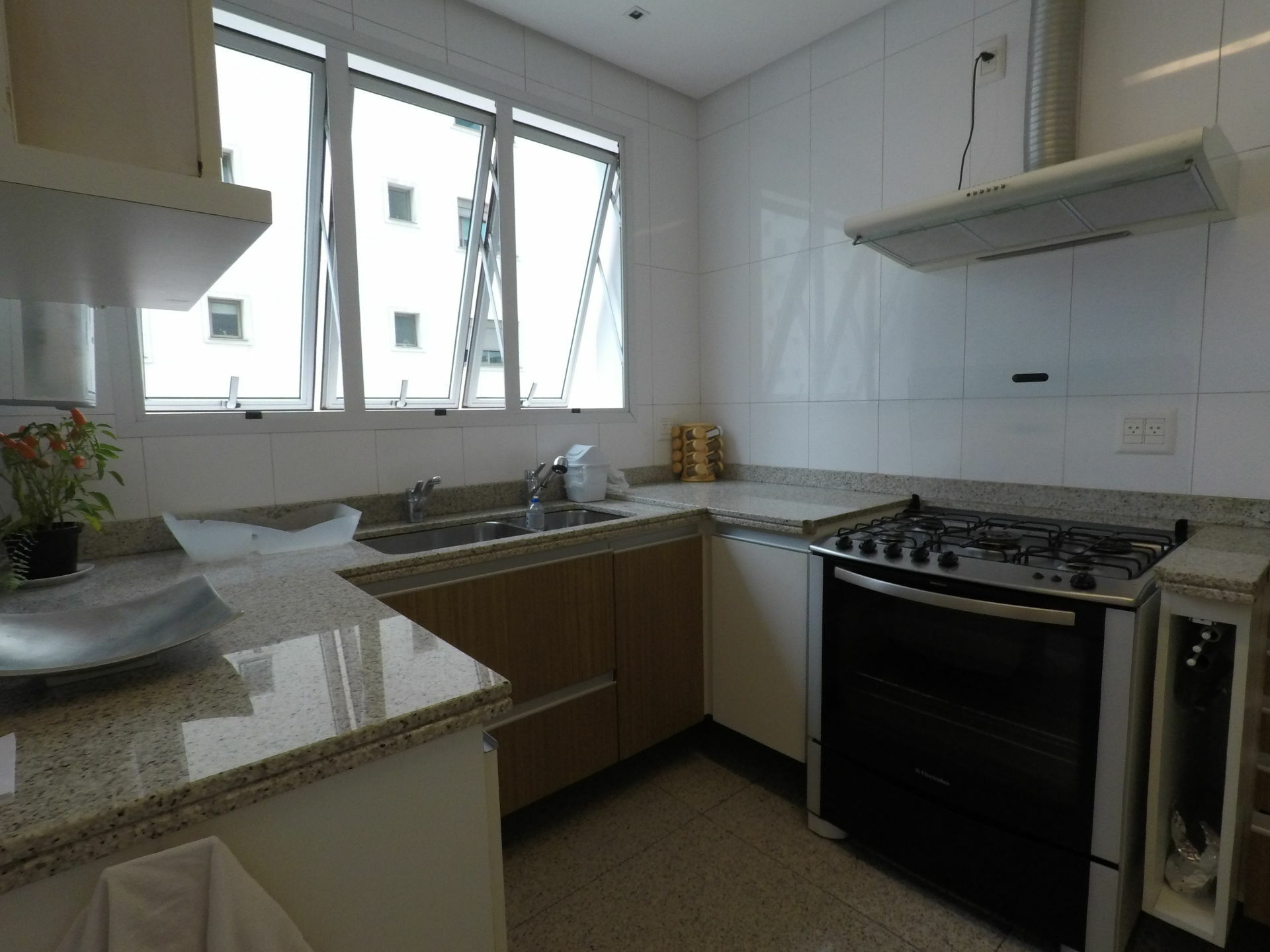 Apartamento à venda com 3 quartos, 214m² - Foto 17