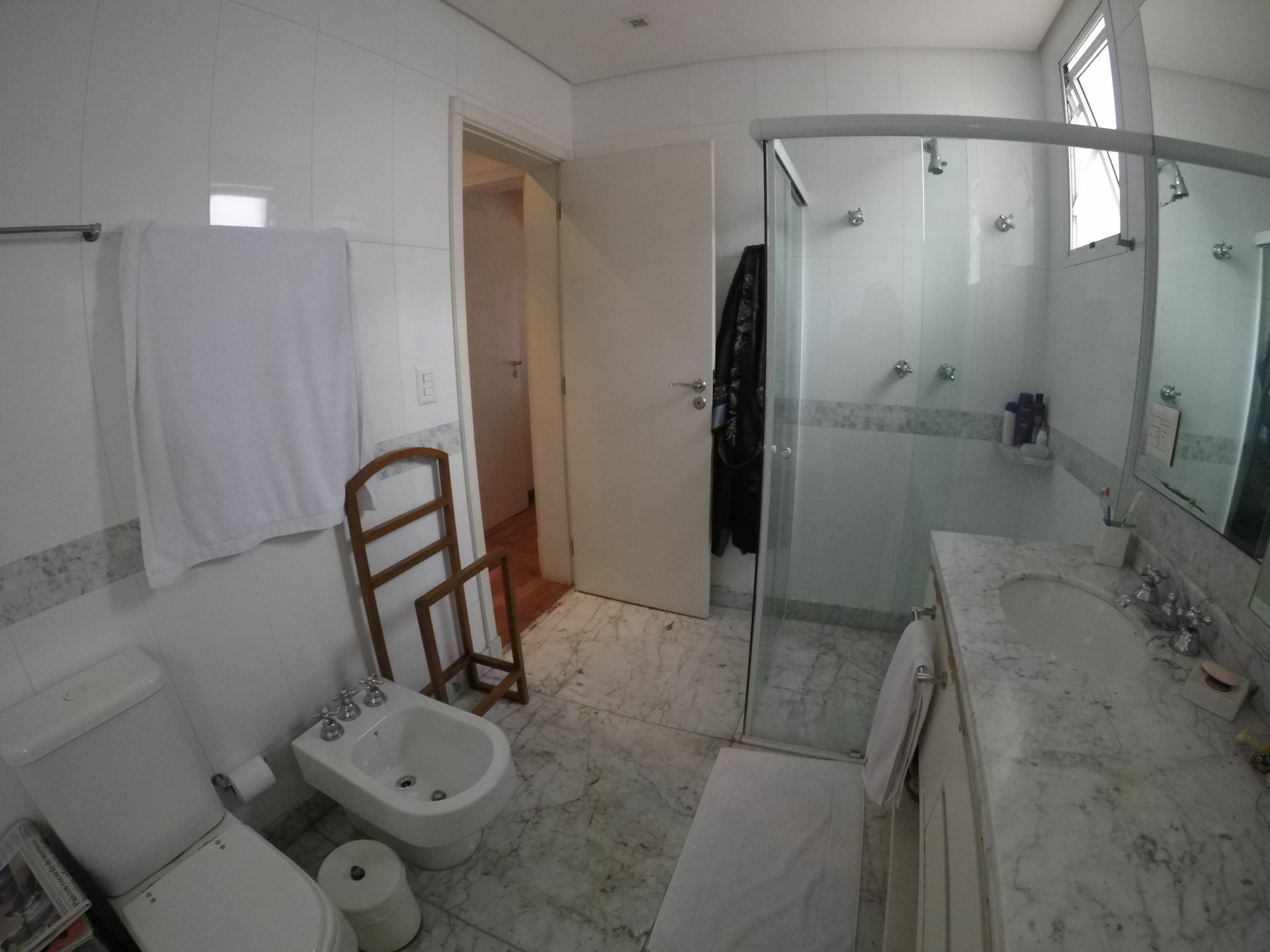 Apartamento à venda com 3 quartos, 214m² - Foto 10