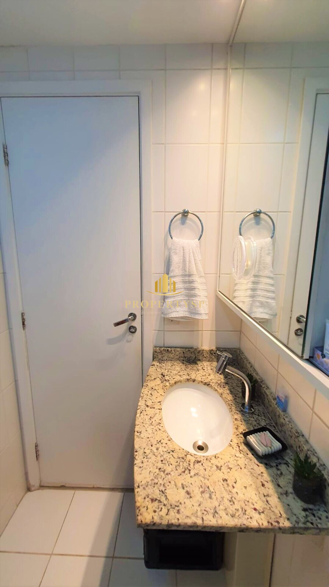 Apartamento à venda com 3 quartos, 90m² - Foto 22