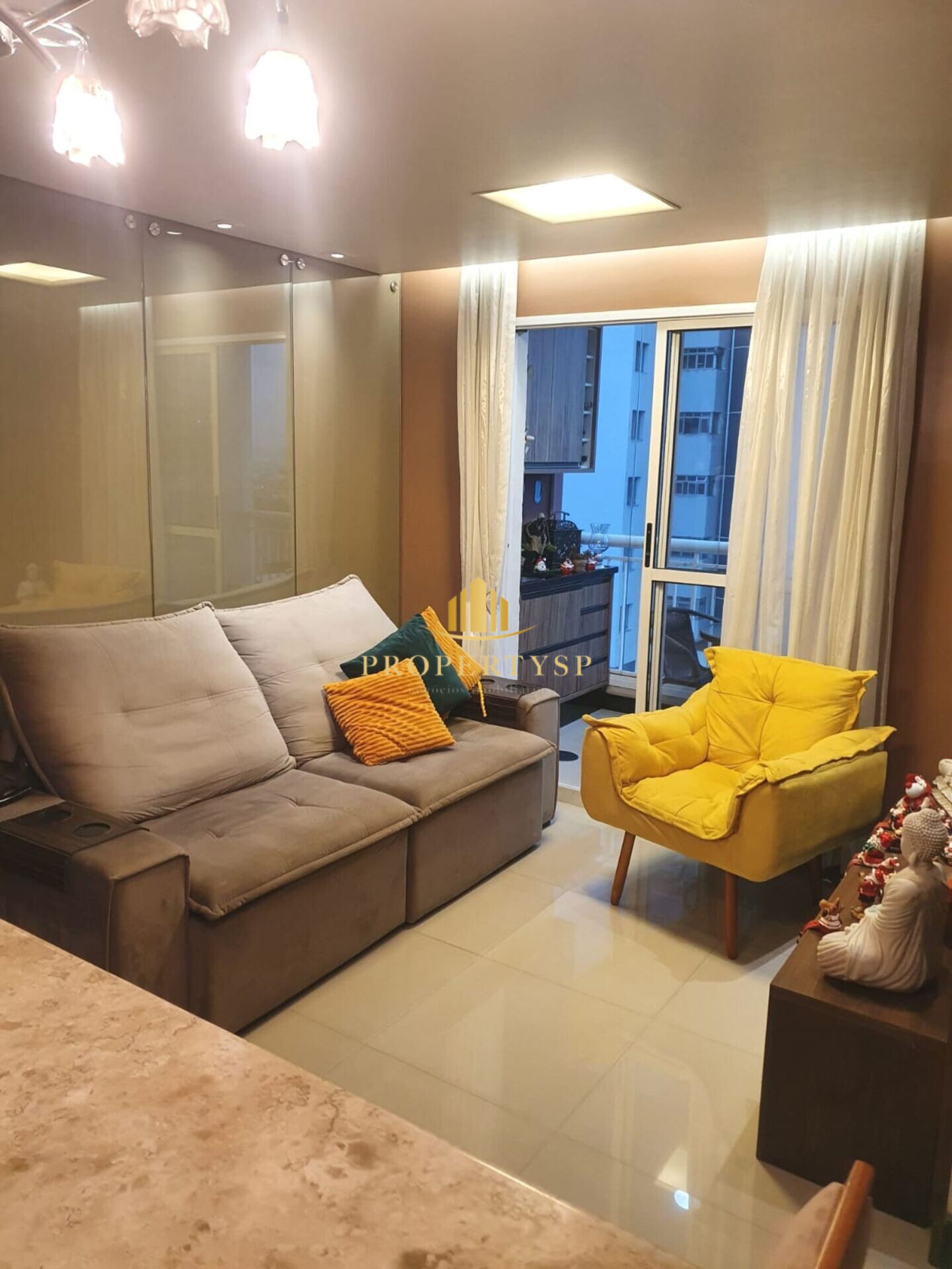 Apartamento à venda com 3 quartos, 80m² - Foto 4