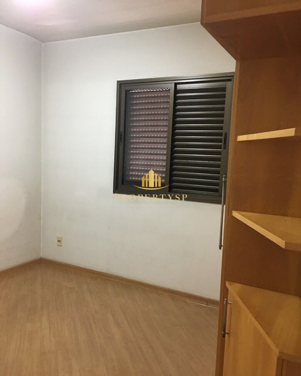 Apartamento à venda com 3 quartos, 75m² - Foto 17