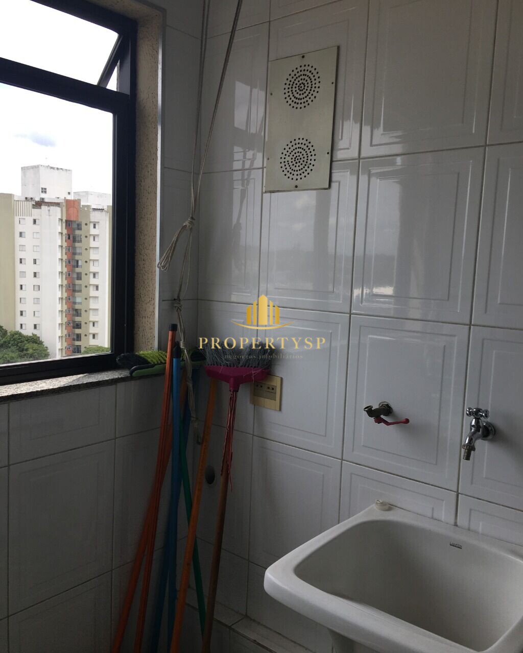 Apartamento à venda com 3 quartos, 75m² - Foto 11