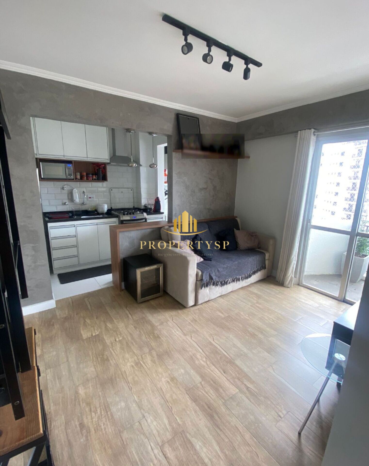 Apartamento à venda com 1 quarto, 37m² - Foto 1