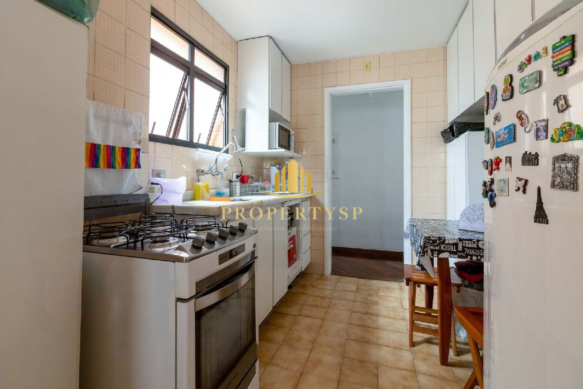 Apartamento à venda com 2 quartos, 72m² - Foto 10