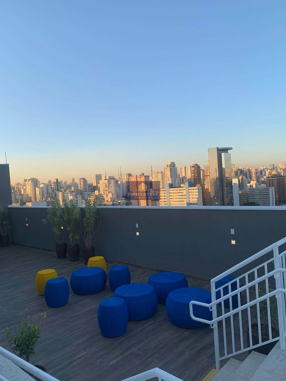 Apartamento à venda com 2 quartos, 57m² - Foto 1