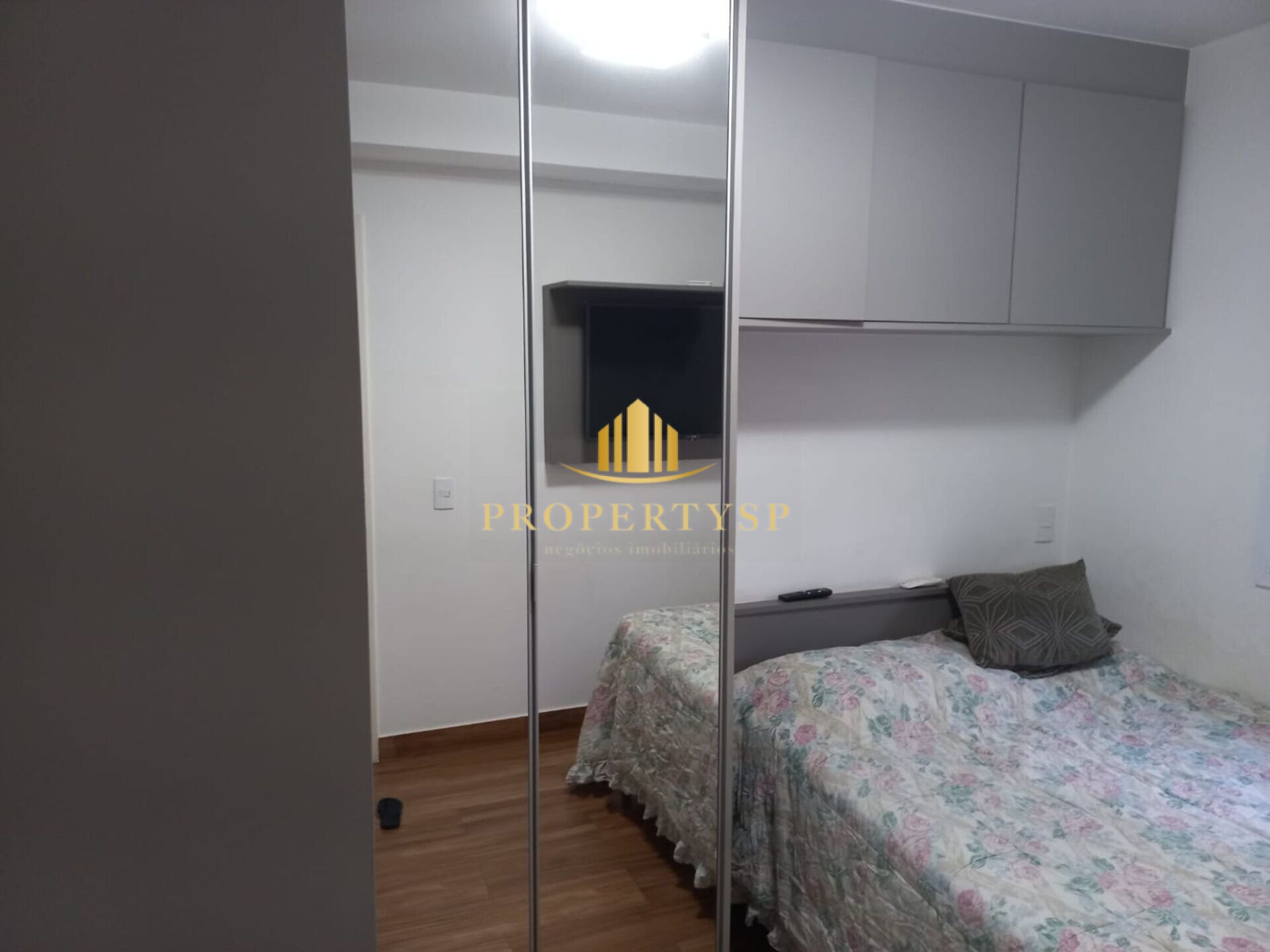 Apartamento à venda com 2 quartos, 60m² - Foto 15